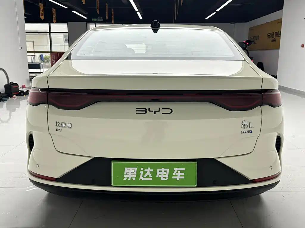 BYD Qin L — миниатюра 4