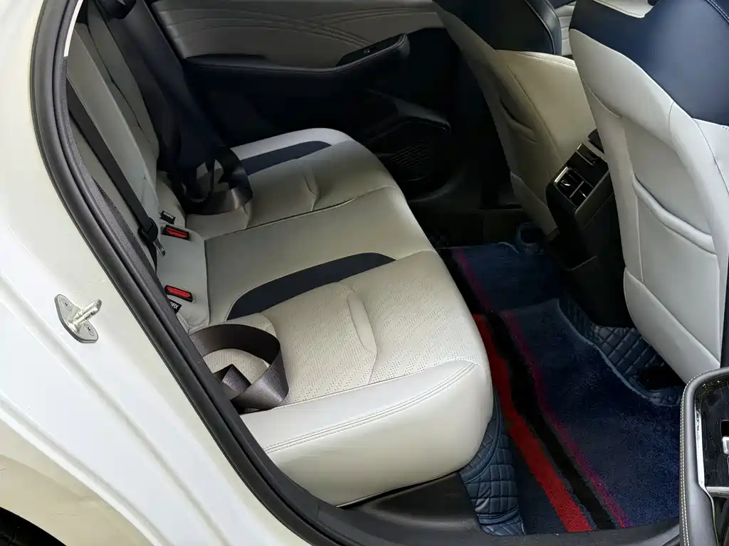 Geely Xingrui — миниатюра 19