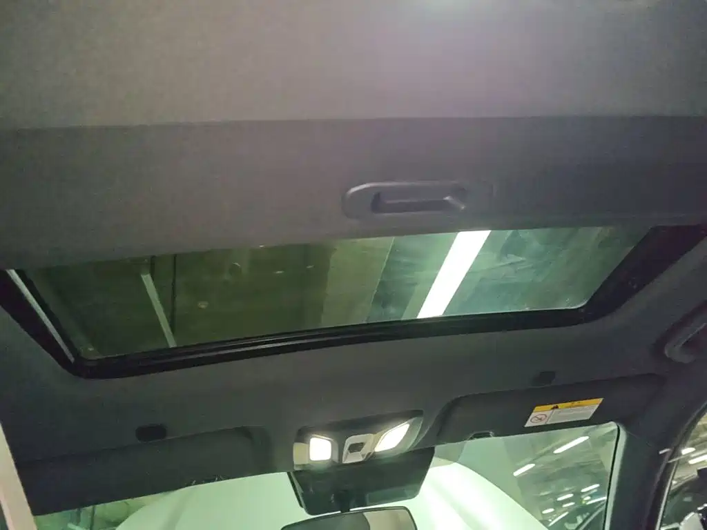 Changan UNI-V iDD — миниатюра 18