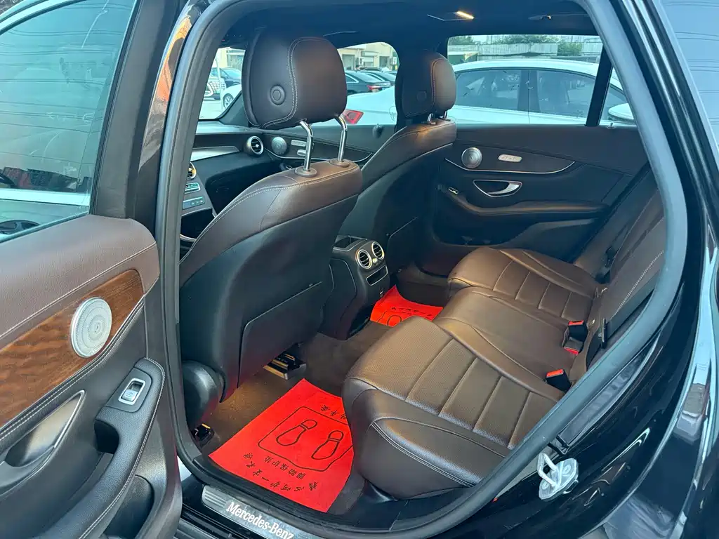 Mercedes-Benz GLC — миниатюра 7