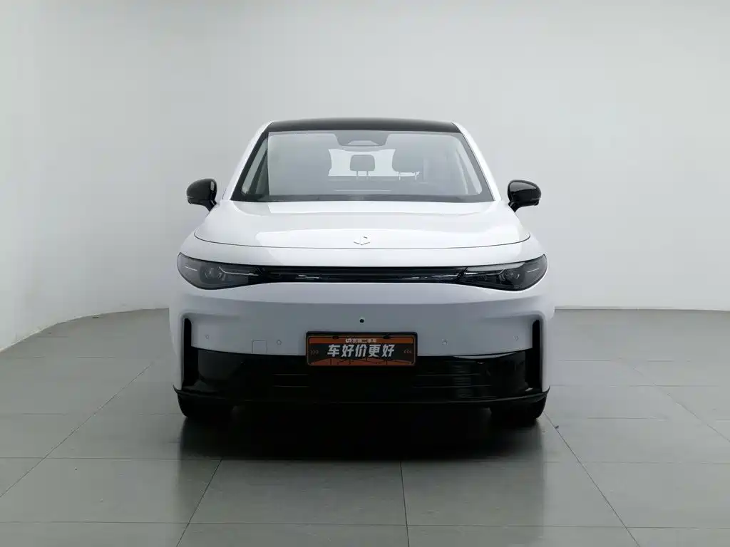 Leapmotor Leapmotor C10 — миниатюра 3
