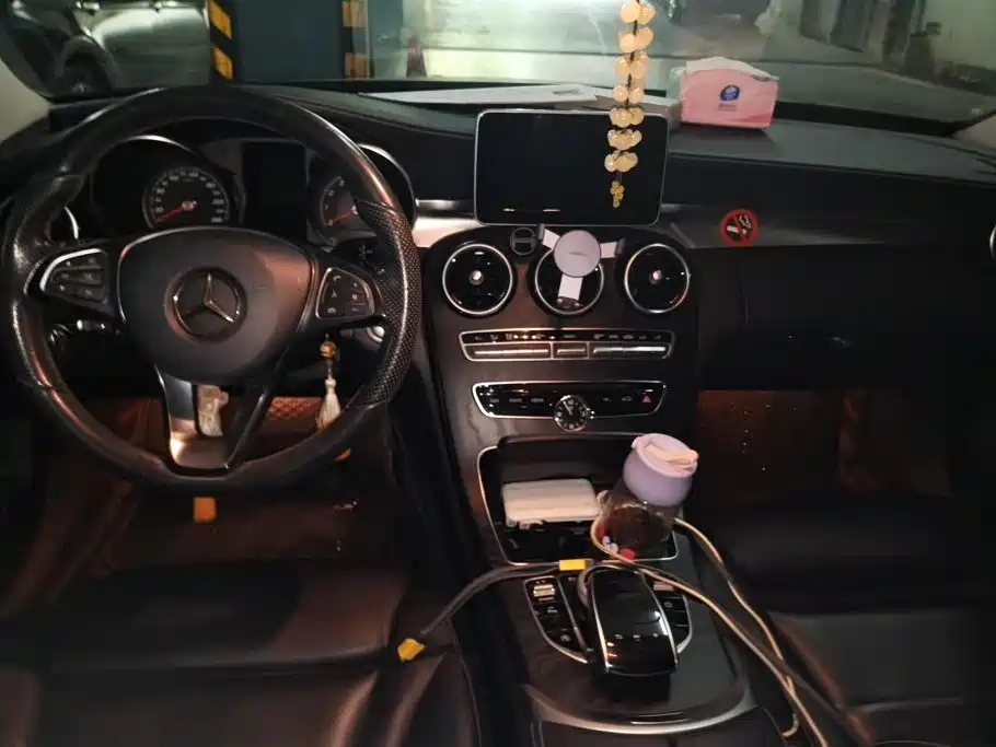 Mercedes-Benz C-Class — миниатюра 12