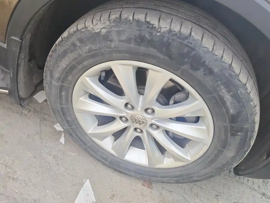 Buick Envision Plus — миниатюра 6