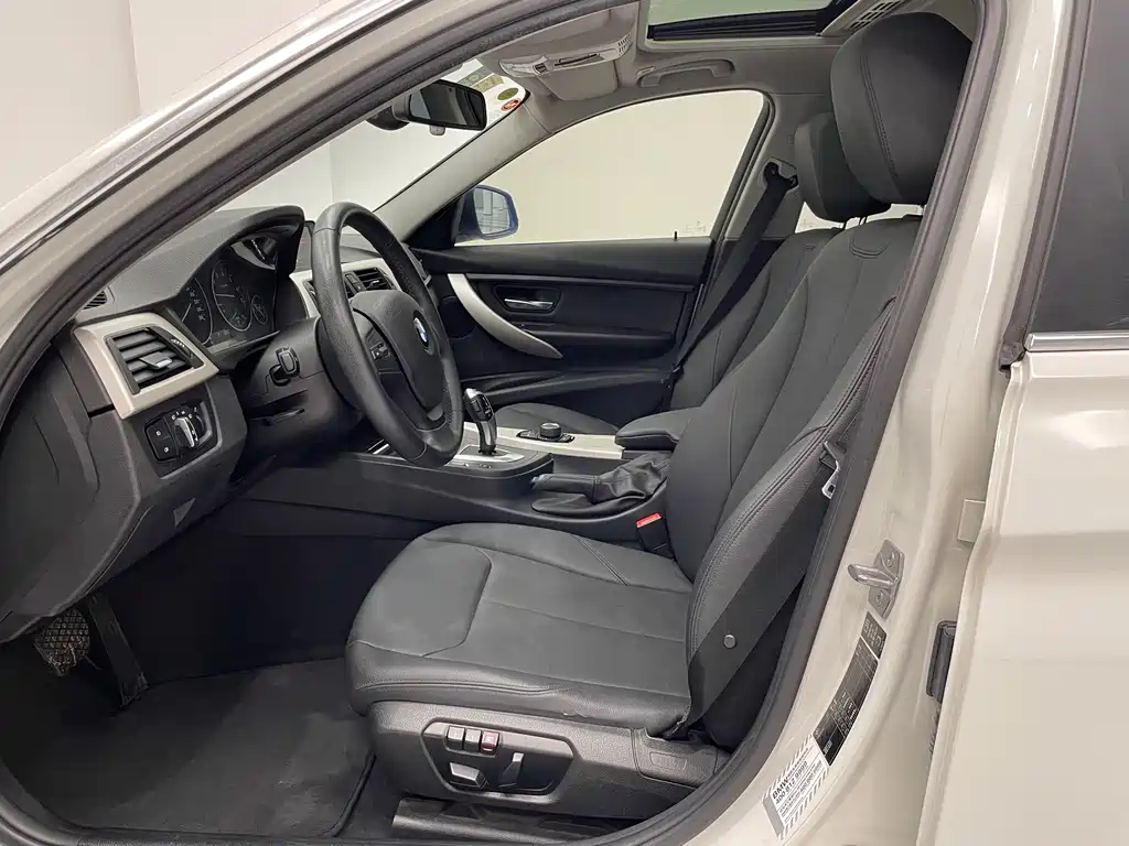 BMW 3 Series — миниатюра 25