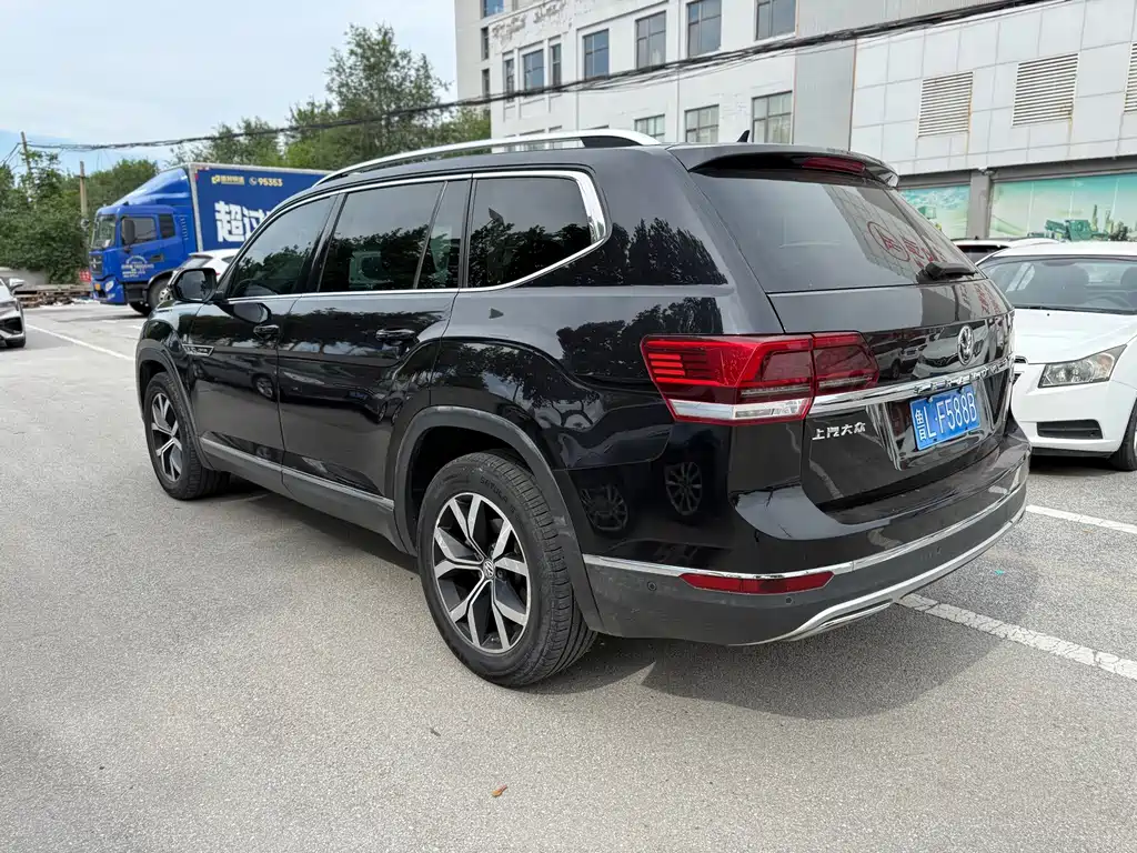 Volkswagen Teramont — миниатюра 5