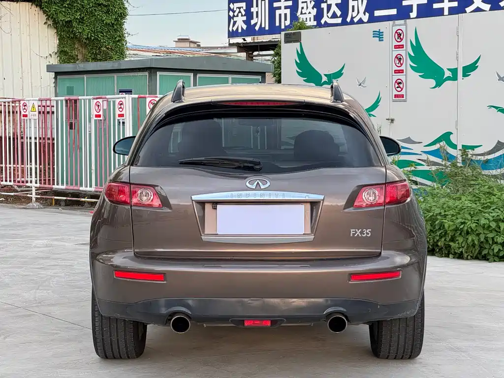 Infiniti FX — миниатюра 11