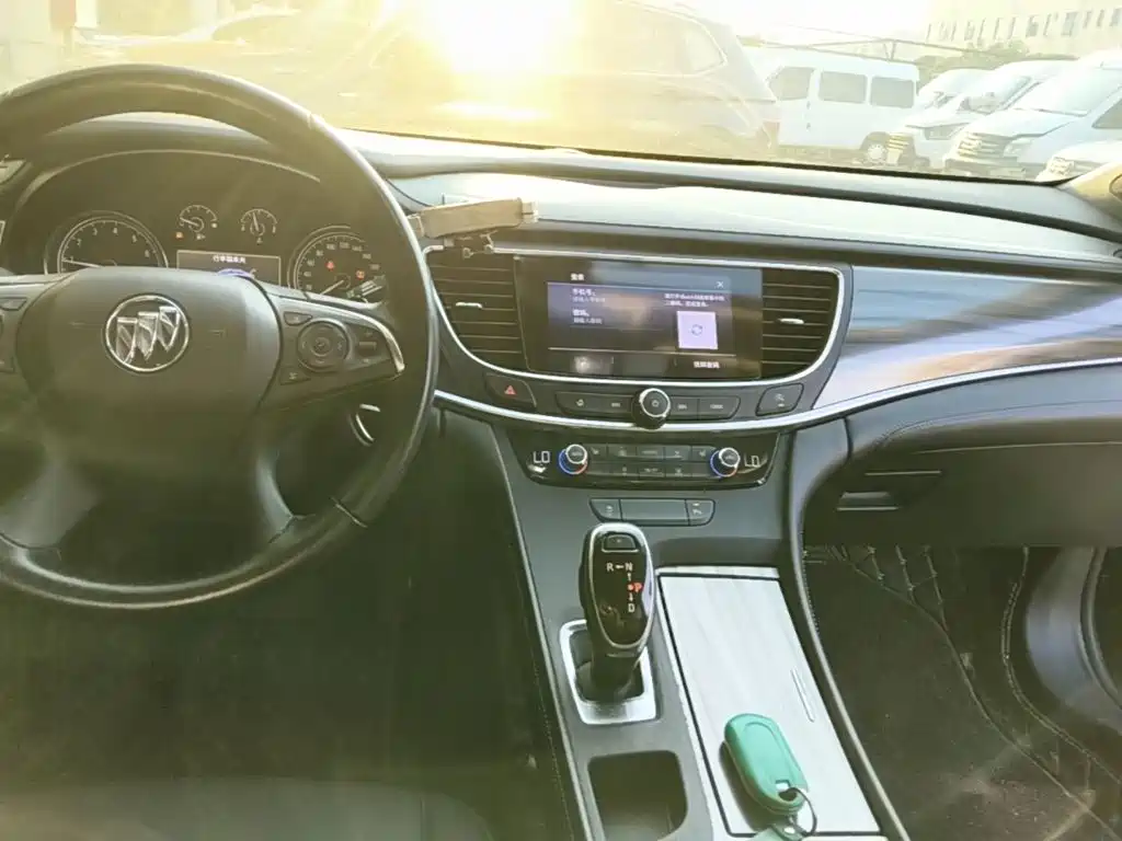 Buick LaCrosse — миниатюра 14
