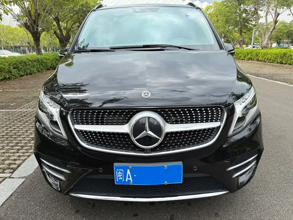 MERCEDES-BENZ V CLASS