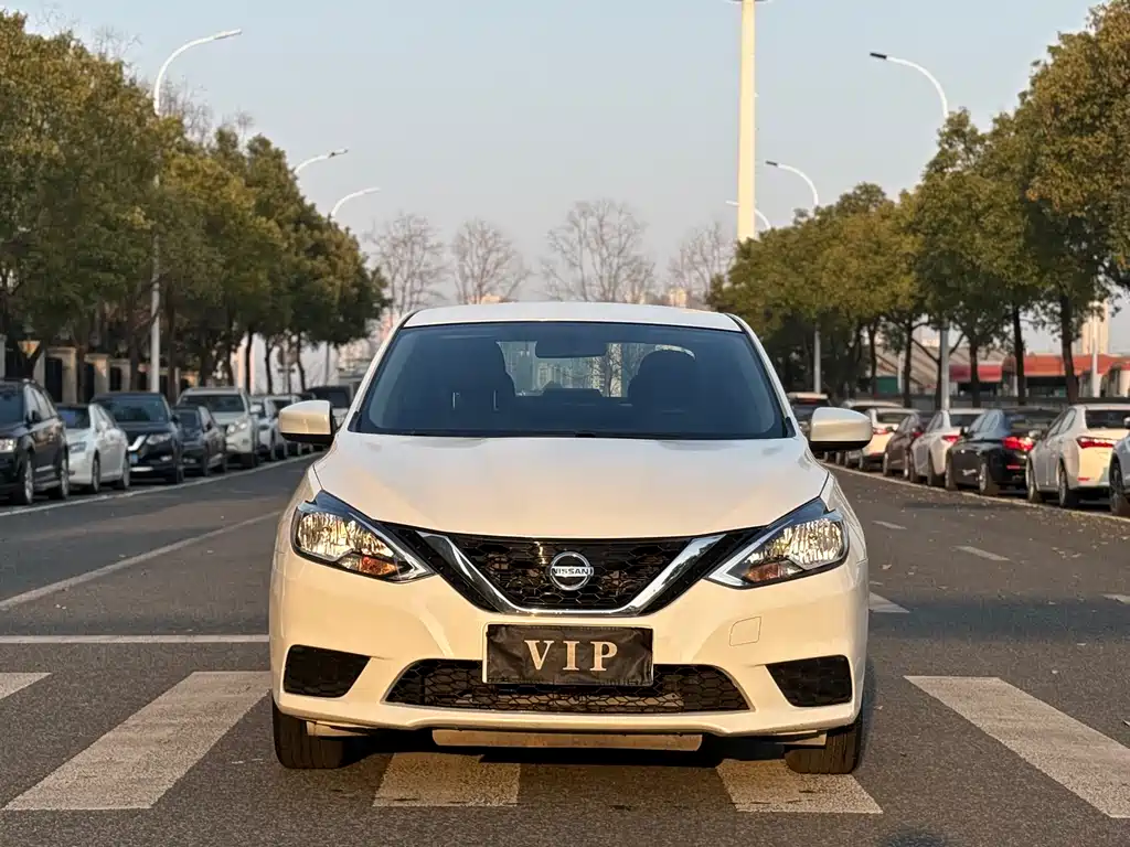NISSAN XUAN YI
