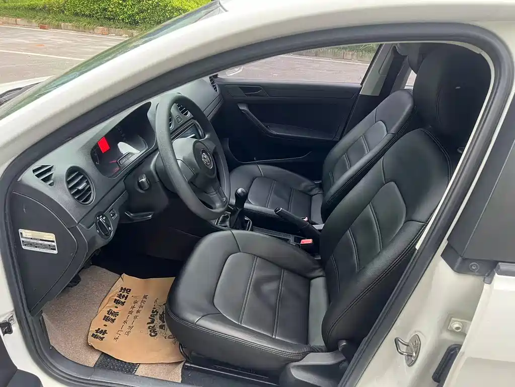 Volkswagen Jetta 1.4L Manual Fashion Type, фото 8