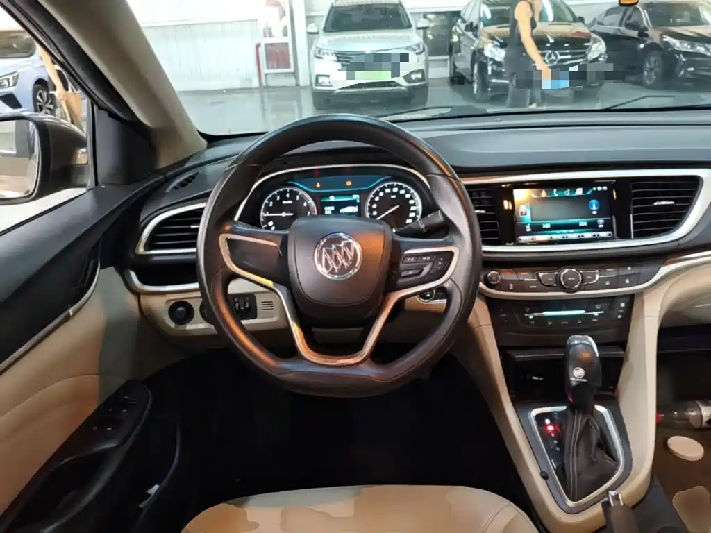 Buick Excelle — миниатюра 11