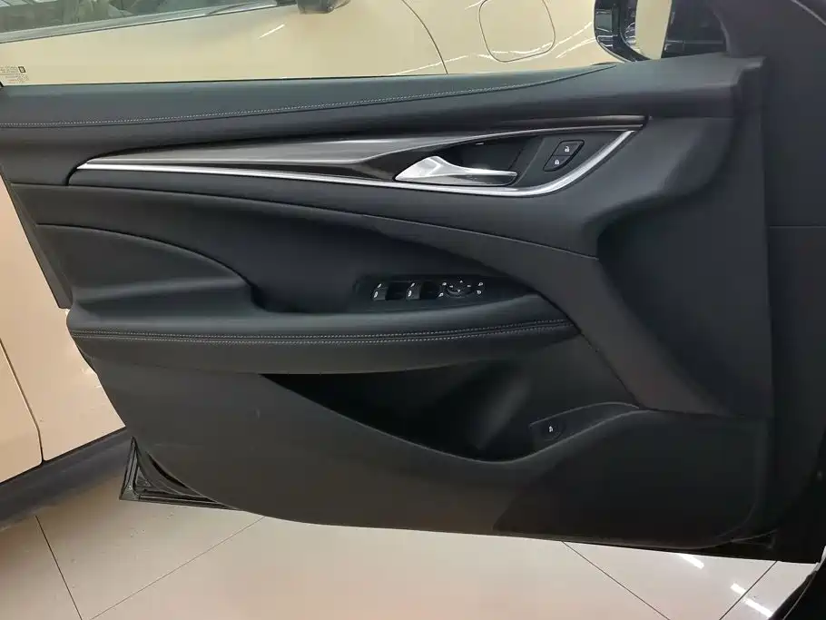 Buick LaCrosse — миниатюра 7