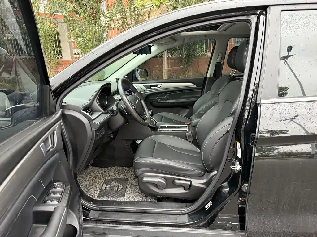 Haval M6 — миниатюра 12