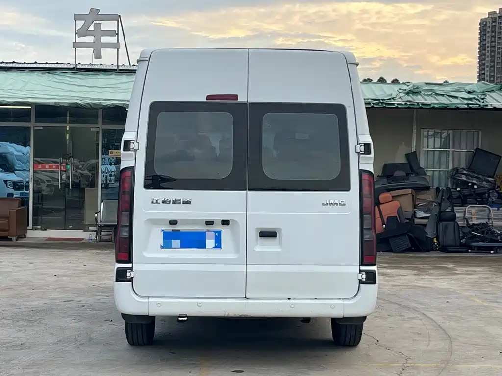 JMC JMC Fushun — миниатюра 5