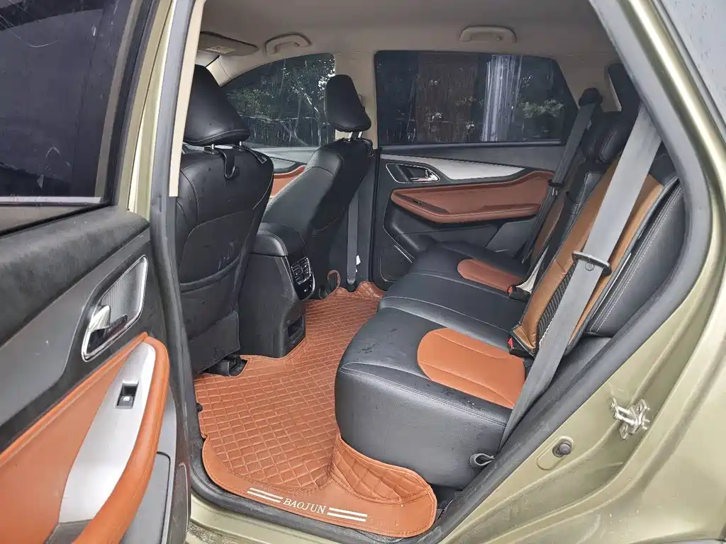 Baojun 560 2015 1.8L MT Elite