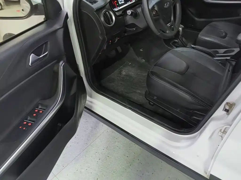 Chery Tiggo 3x — миниатюра 16
