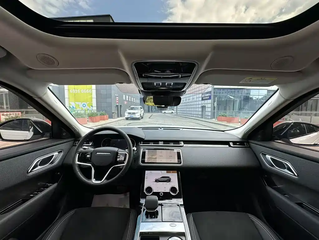Land Rover Velar — миниатюра 5