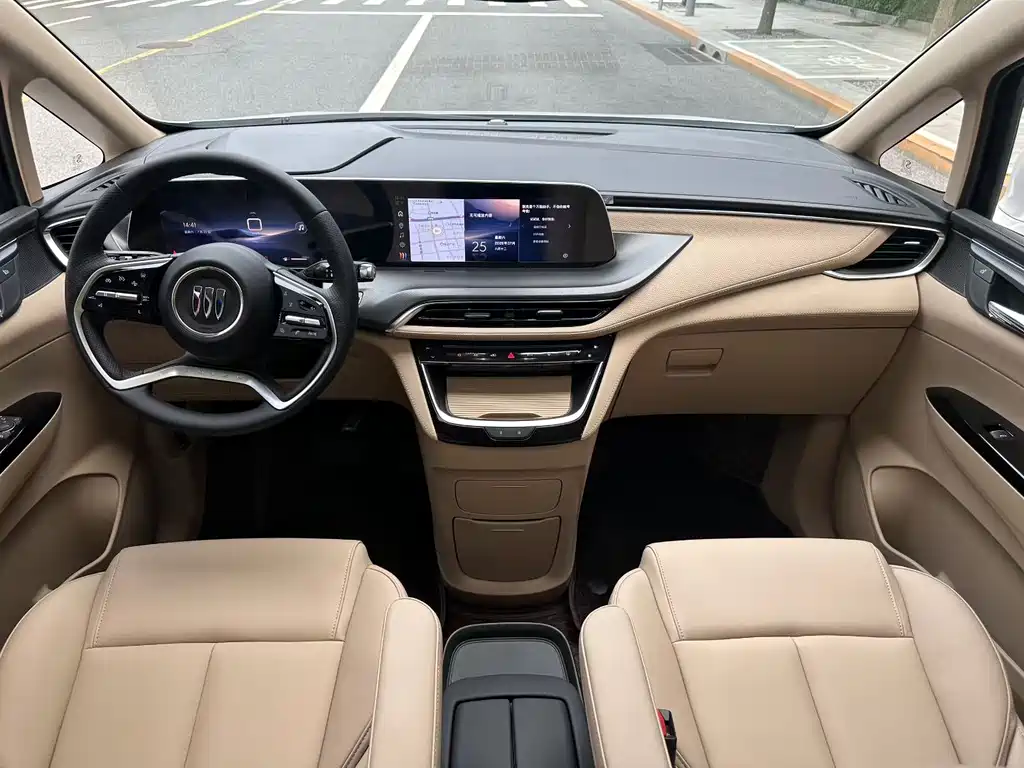 Buick GL8 — миниатюра 7