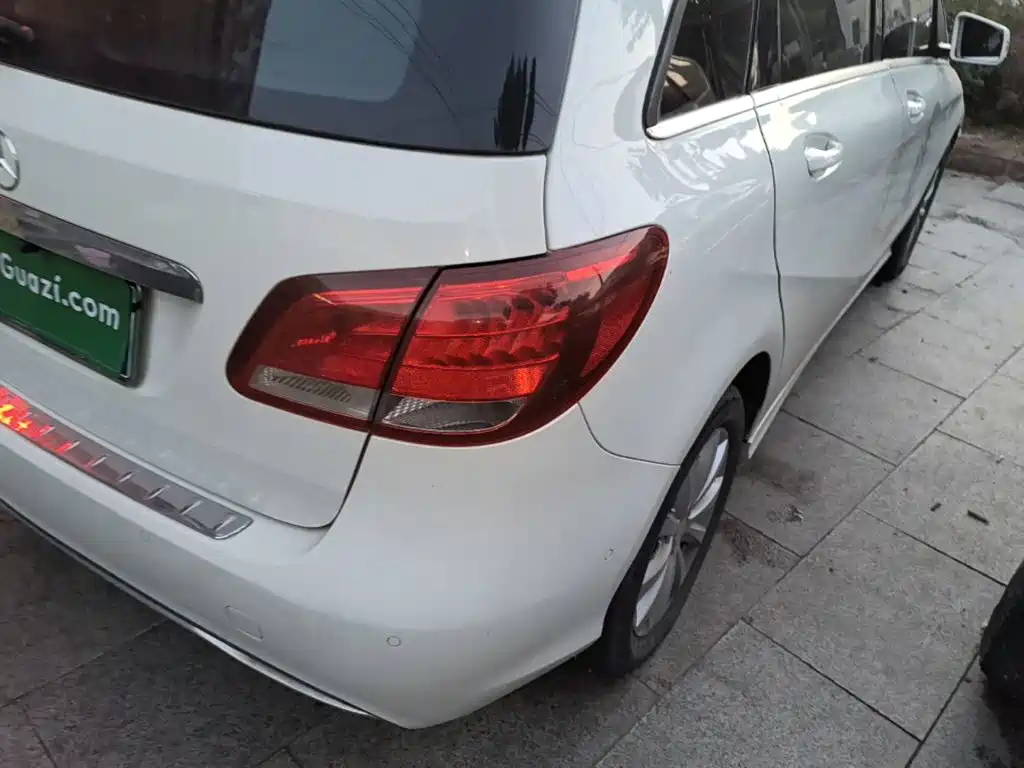 Mercedes-Benz B-Class — миниатюра 8