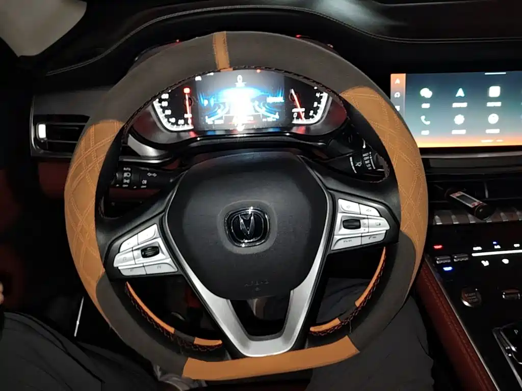 Changan CS85 COUPE — миниатюра 11