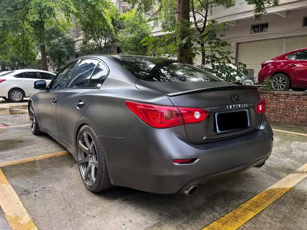 Infiniti Q50 2014 3.7L Luxury Sport