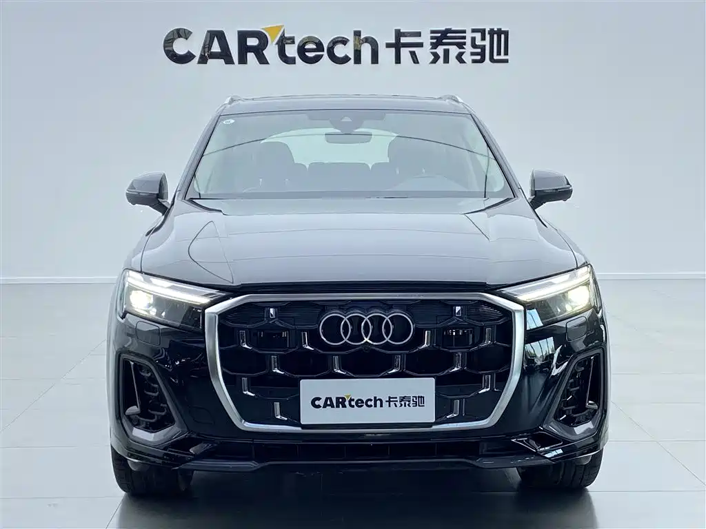 Audi Q7 2025 55 TFSI quattro S line Sport