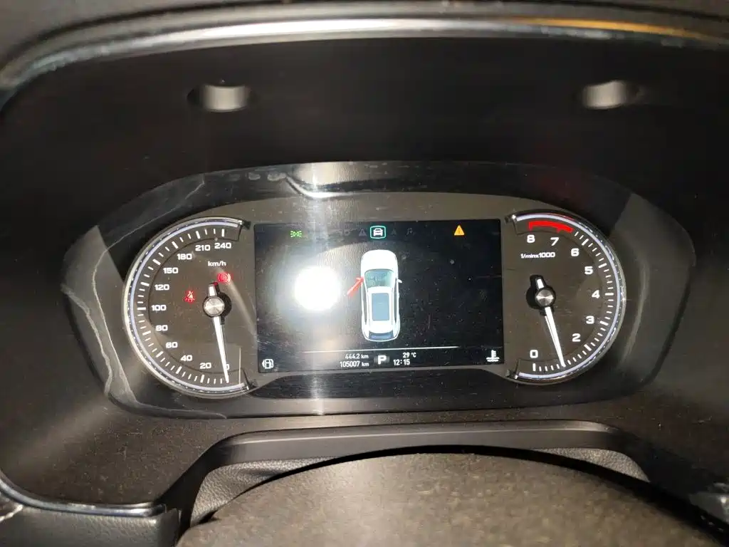 Roewe RX5 — миниатюра 12