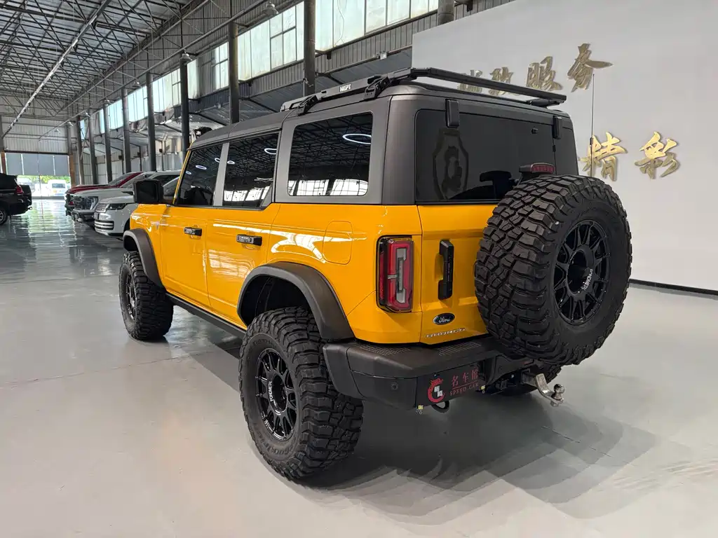 Ford Bronco — миниатюра 4