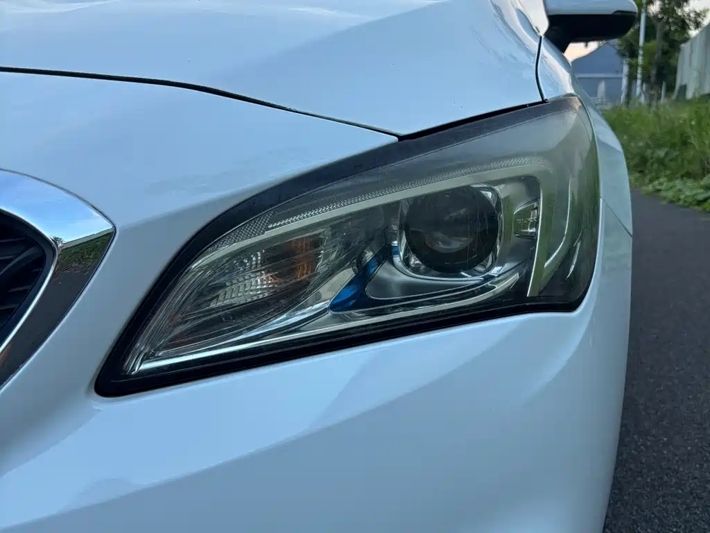 Buick Verano — миниатюра 5