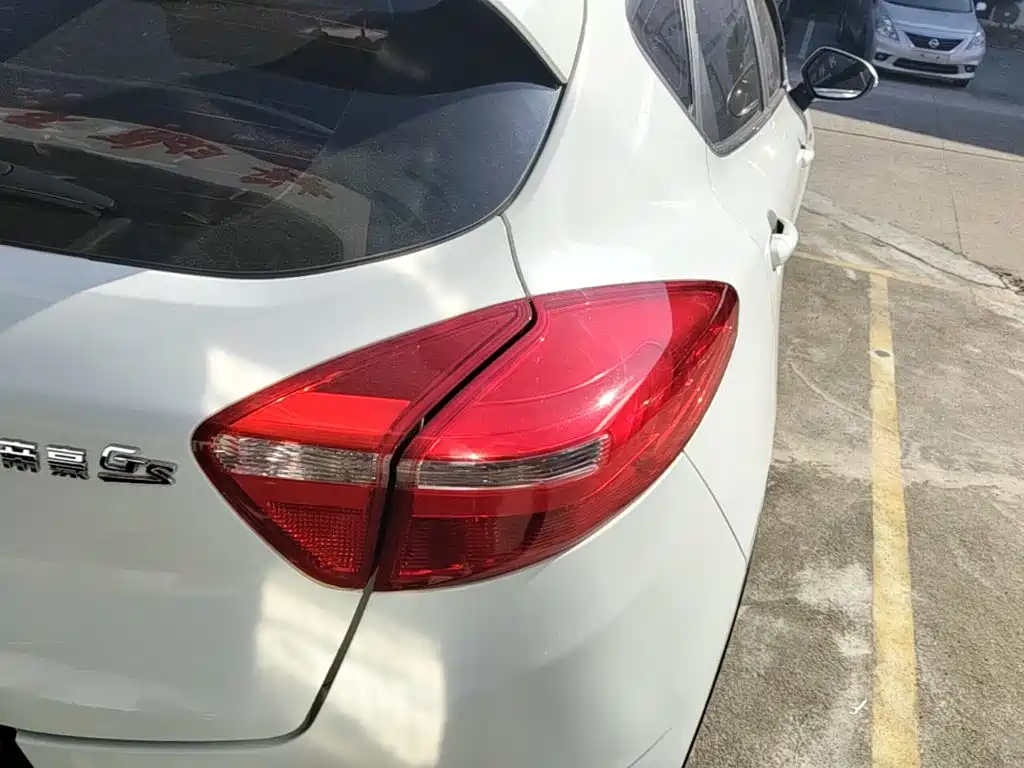 Geely Emgrand GS — миниатюра 8