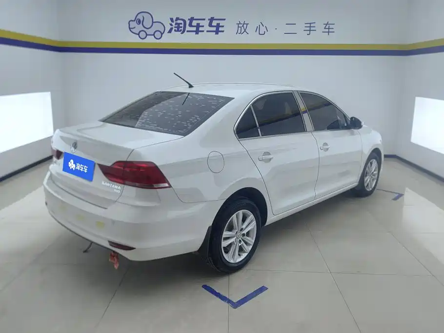 Volkswagen Santana — миниатюра 3