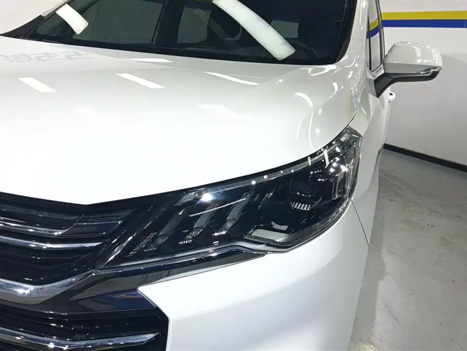 SAIC MAXUS CHASE G50