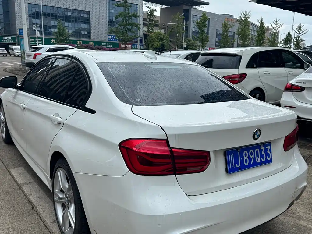 BMW 3 Series — миниатюра 10