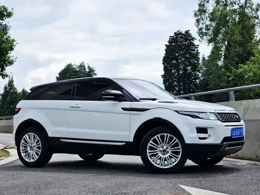 Land Rover Range Rover Evoque 2012 2.0T 5
