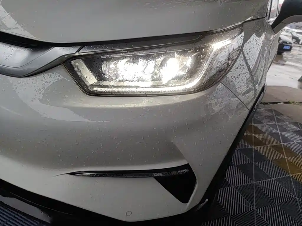 BYD Yuan Pro — миниатюра 24