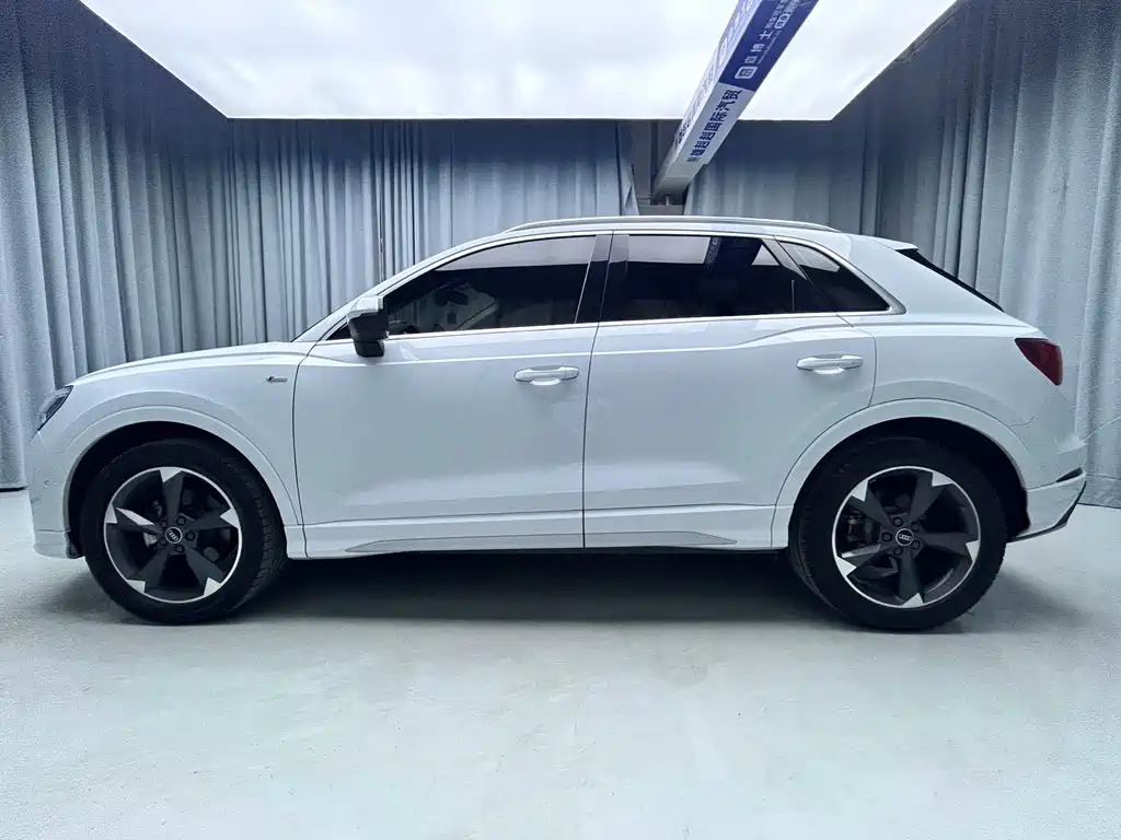 Audi Q3 2022 35 TFSI Fashion