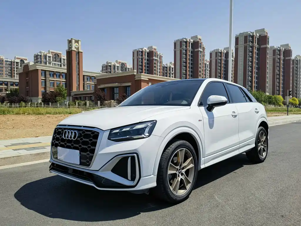 Audi Q2L 2022