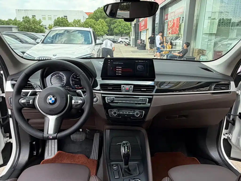 BMW X1 — миниатюра 12