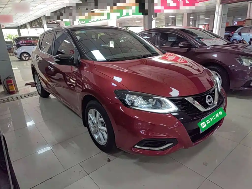 Nissan Tiida — миниатюра 4