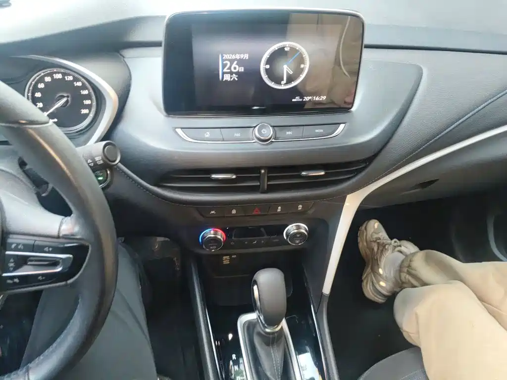 Buick Encore — миниатюра 9