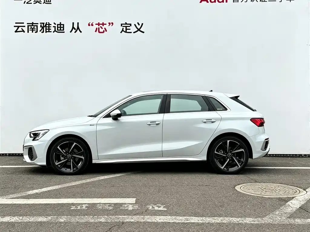 Audi A3 2023 Sportback 35 TFSI Fashion Sport