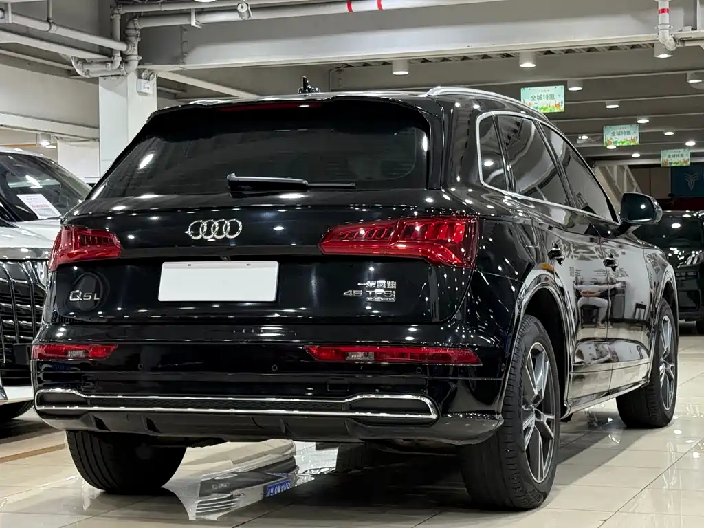 Audi Q5L — миниатюра 16