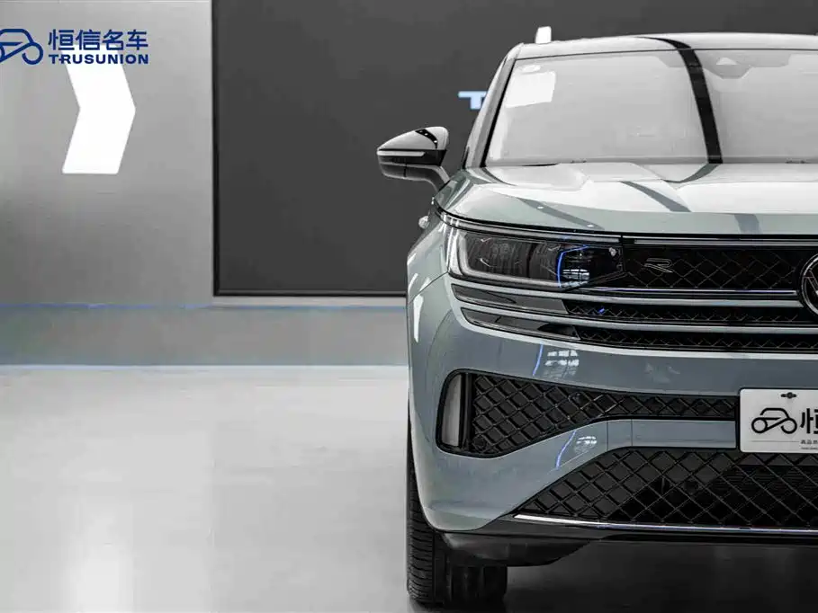 Volkswagen Tavendor 2023 380TSI R-Line