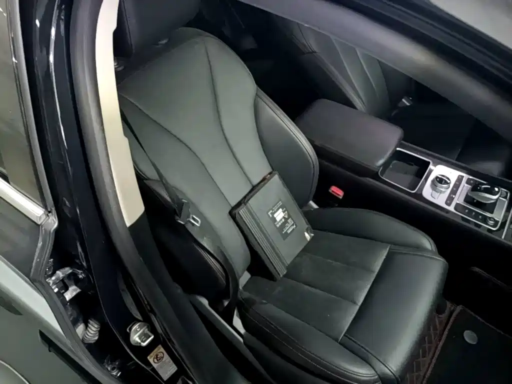 BYD Tang New Energy — миниатюра 25