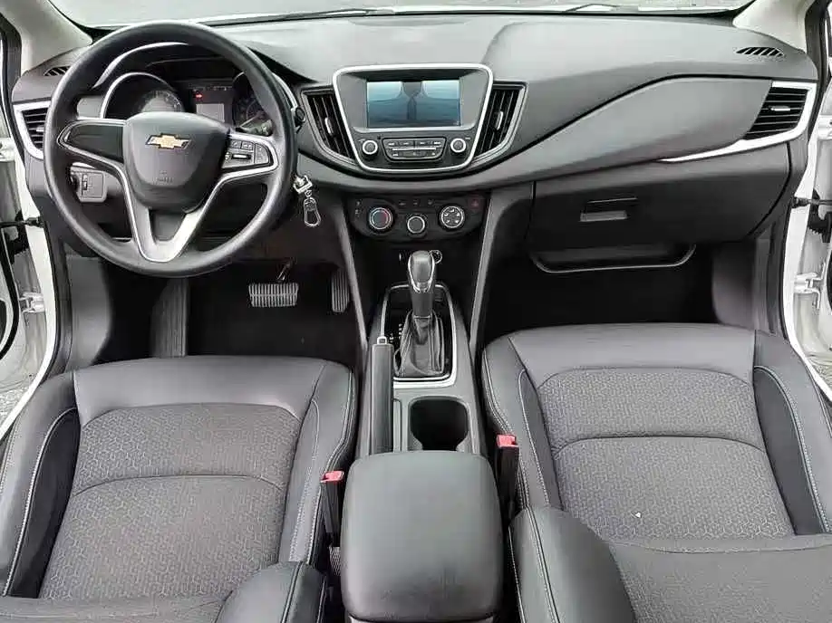 Chevrolet Cavalier — миниатюра 13