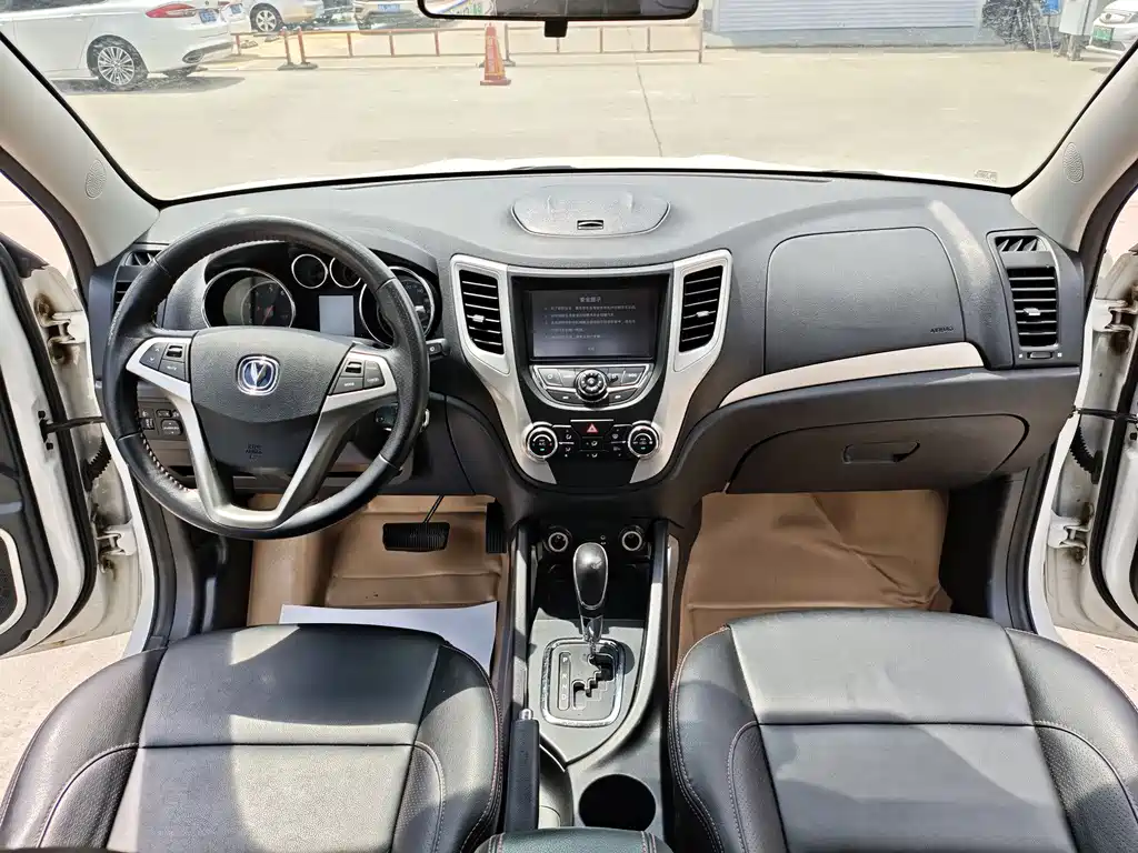 Changan CS35 2014 1.6L AT Luxury IV