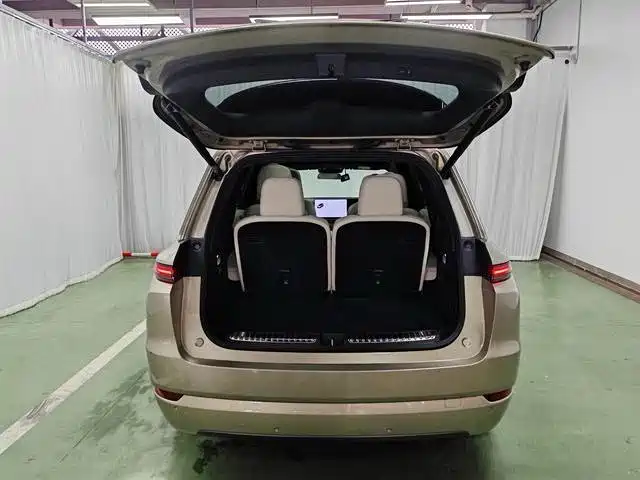 Li Auto Li L9 — миниатюра 9