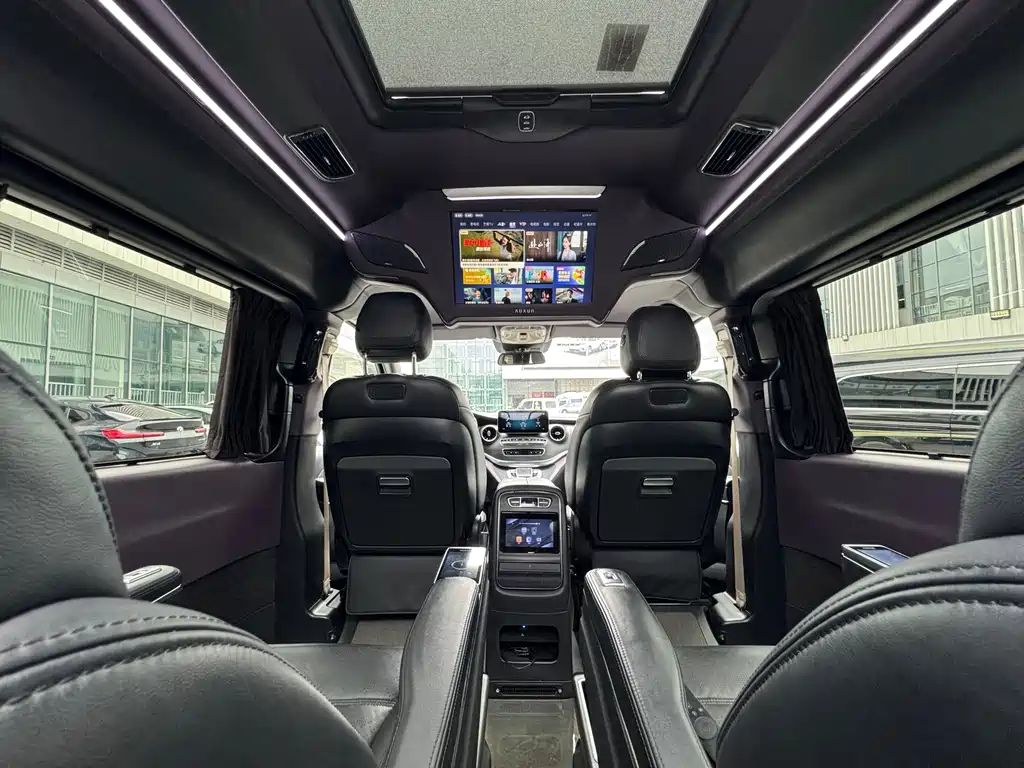 MERCEDES-BENZ V CLASS