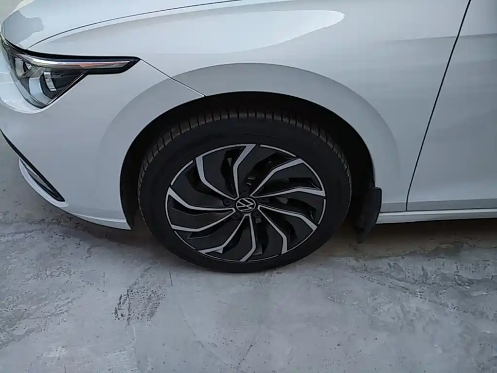 Volkswagen Golf — миниатюра 23