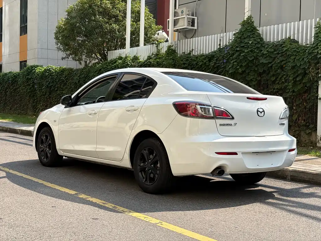Mazda 3 Xingcheng — миниатюра 16